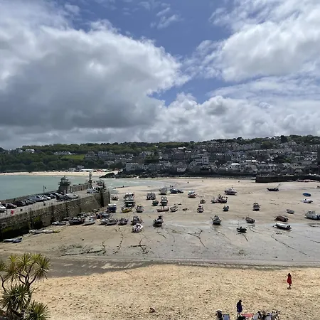 3 Sunnyside - Amazing Harbour Views Holiday home St Ives (Cornwall)